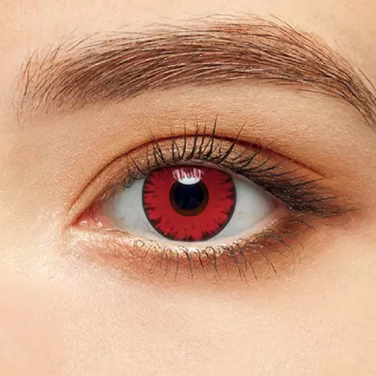 عدسات سينمائية و كوسبلاي red flame - Image 1