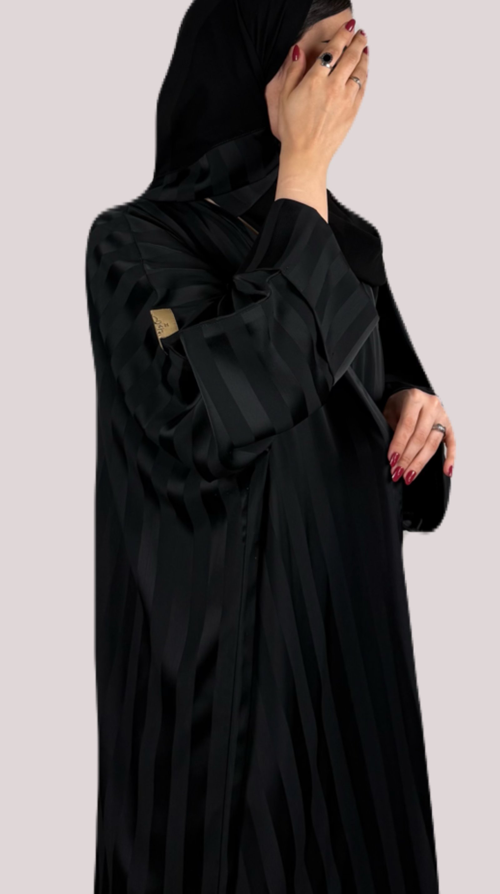 عباية تفته حرير مقلم - تصميم نص فراشة فخم - صورة 3