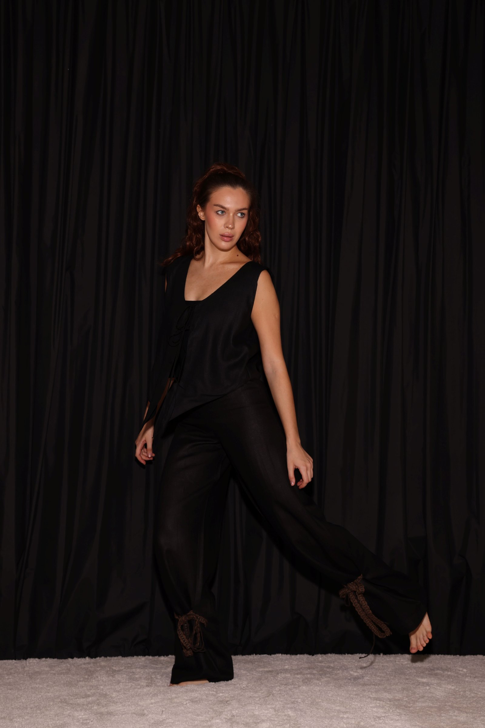 WOMEN AL GAYLA OBSIDIAN PANTS - صورة 2
