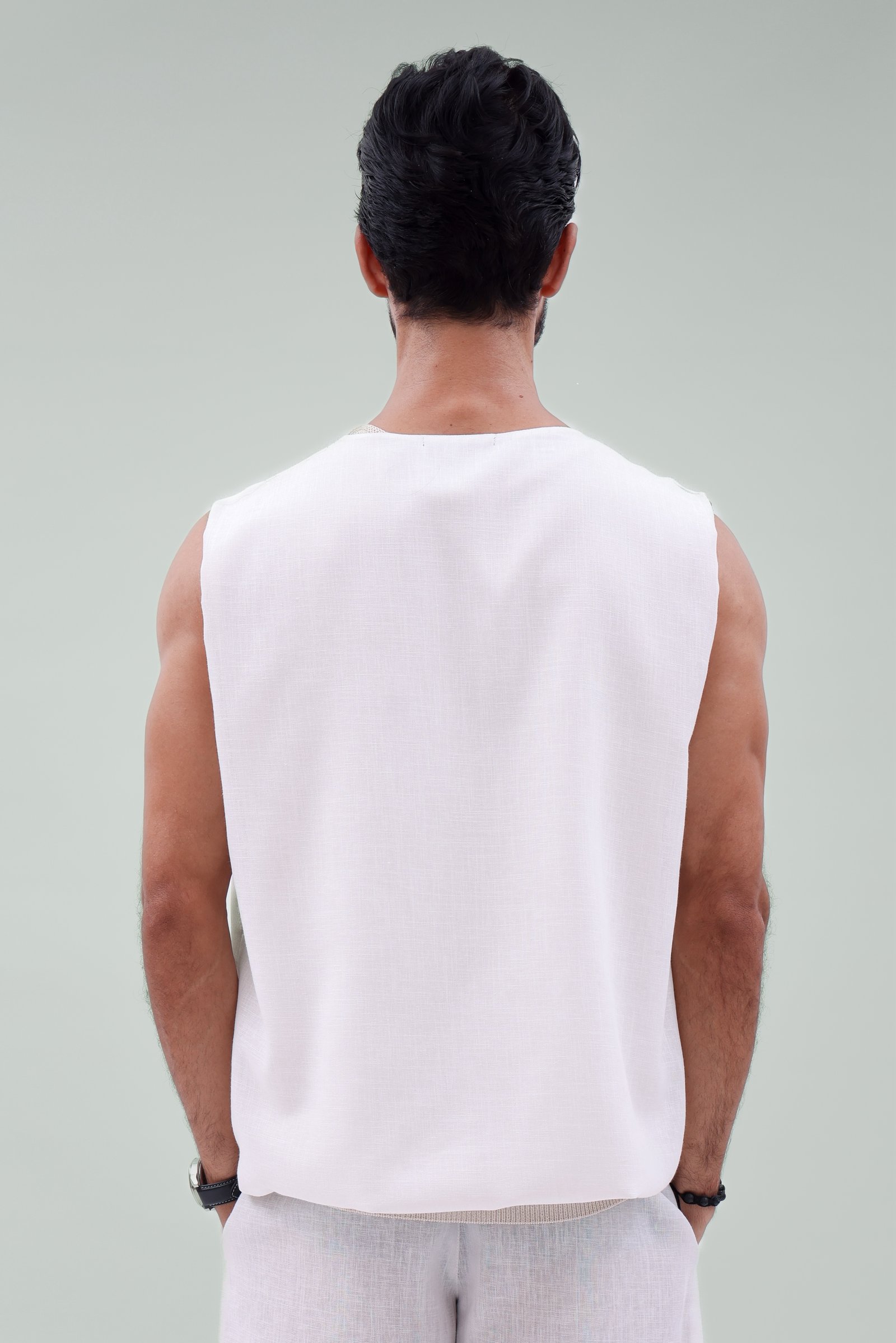 AL GAYLA IVORY VEST - صورة 2
