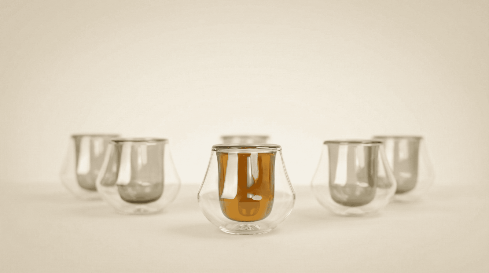 Harmony Tea & Saudi Coffee Set – 12 Pieces black  طقم انسجام للشاي والقهوة -اسود– 12 قطعة  - Image 5