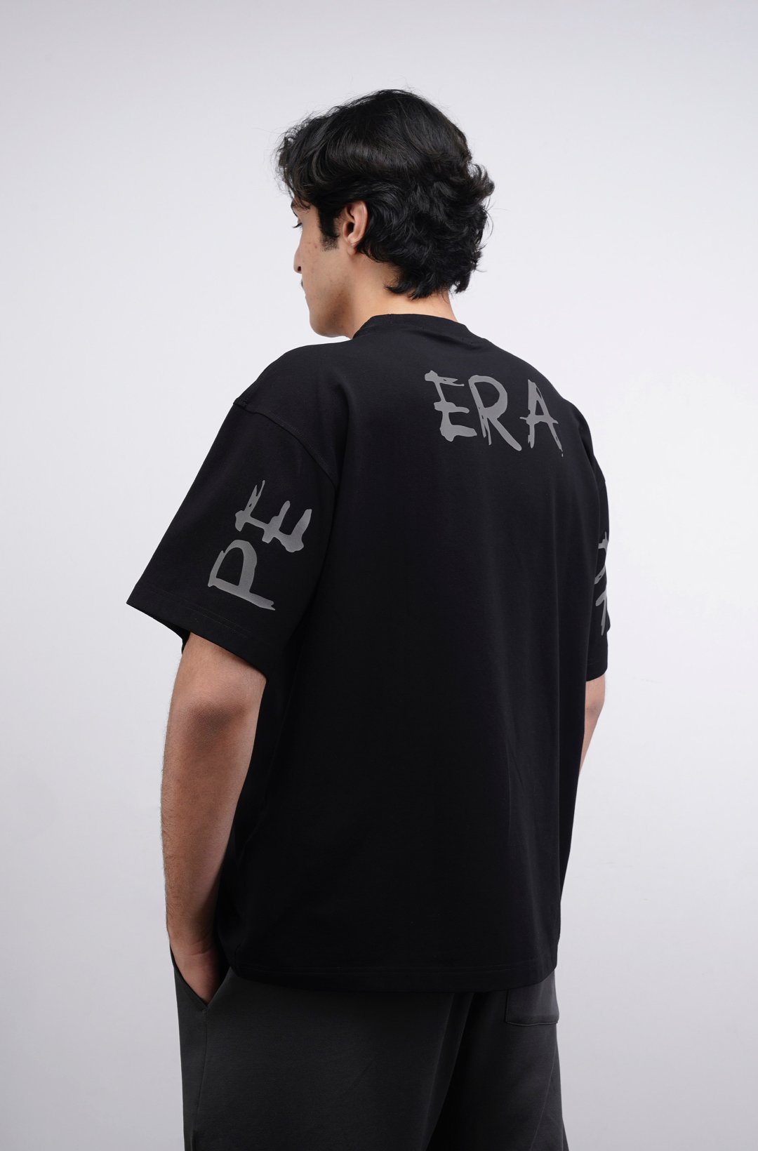 Pump cover T-shirt - صورة 4