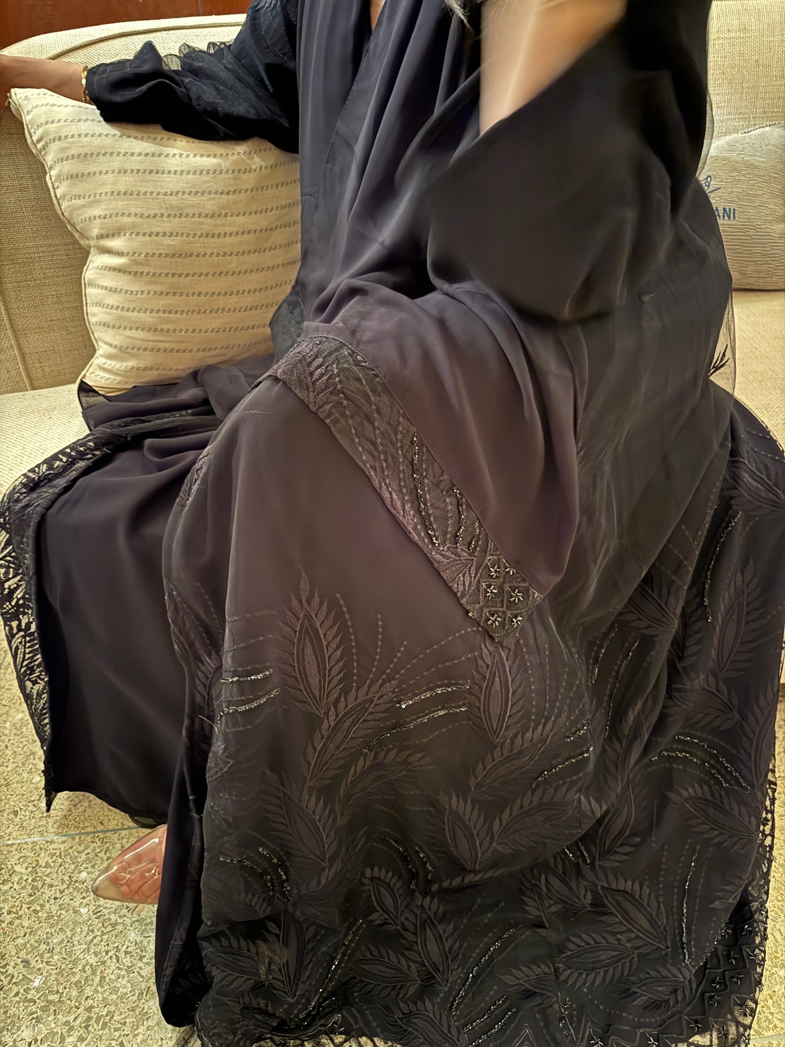 عباية تل كامل بتطريز يدوي  - صورة 2