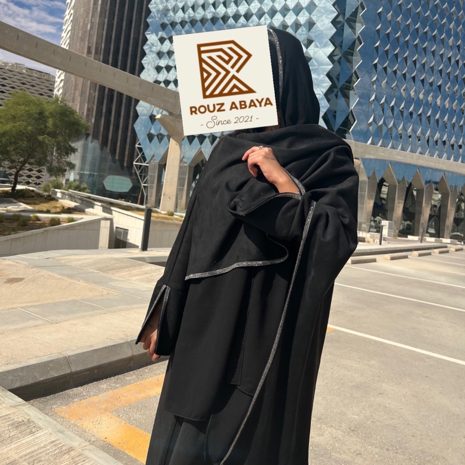 عبايه شامواه أسود بكلفة 3قطع شامل الطرحة - صورة 4