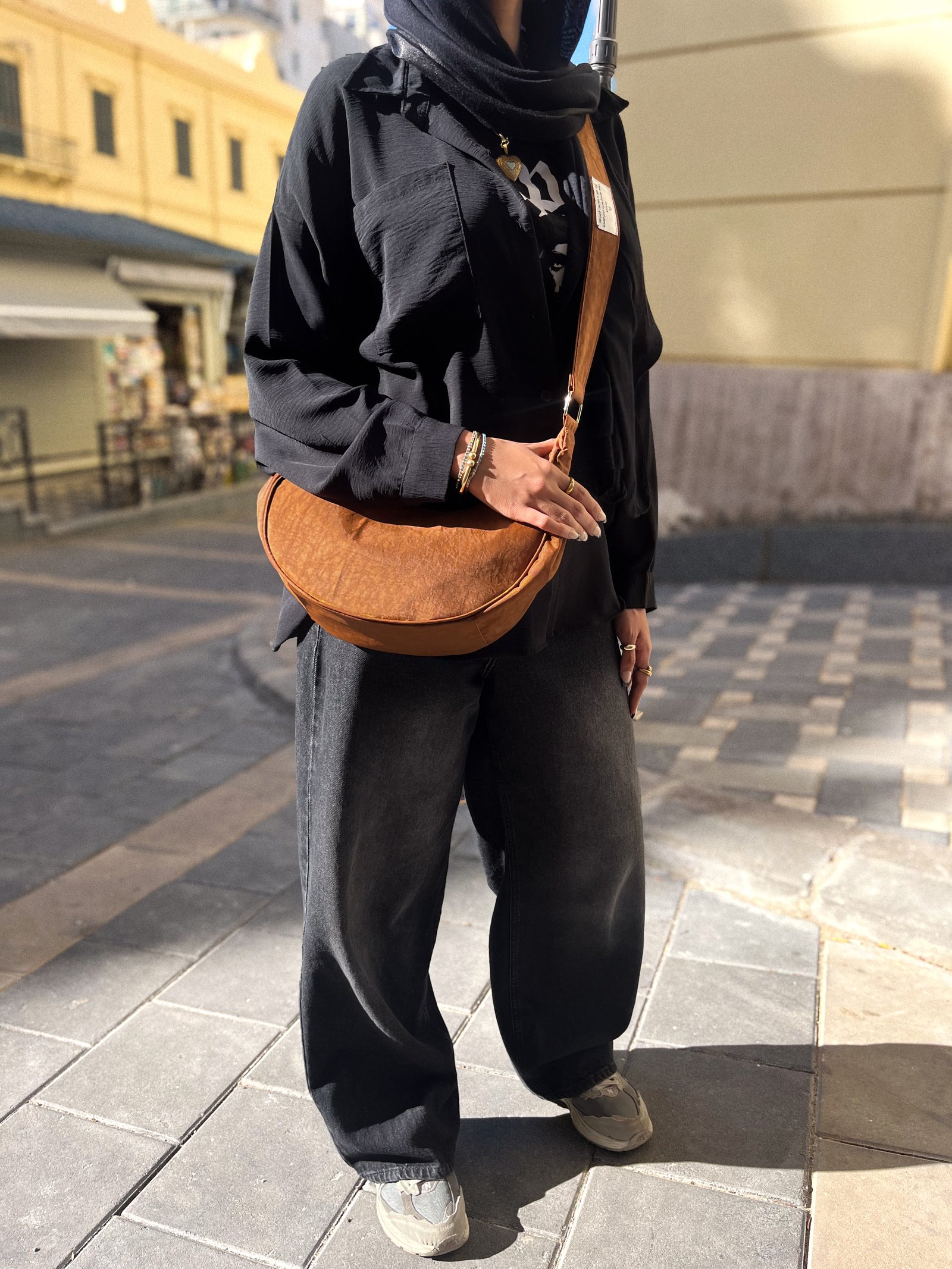 Baguette babe- Brown  - Image 1