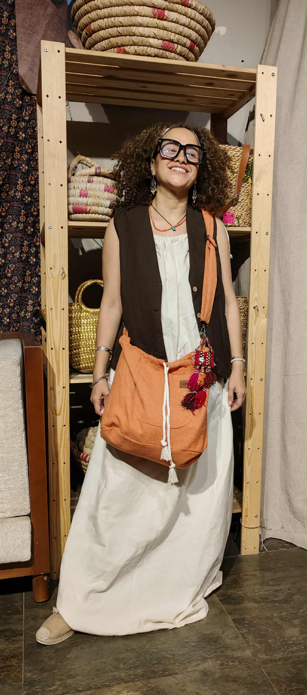 Heavy duty orange medium sized bag - Image 3