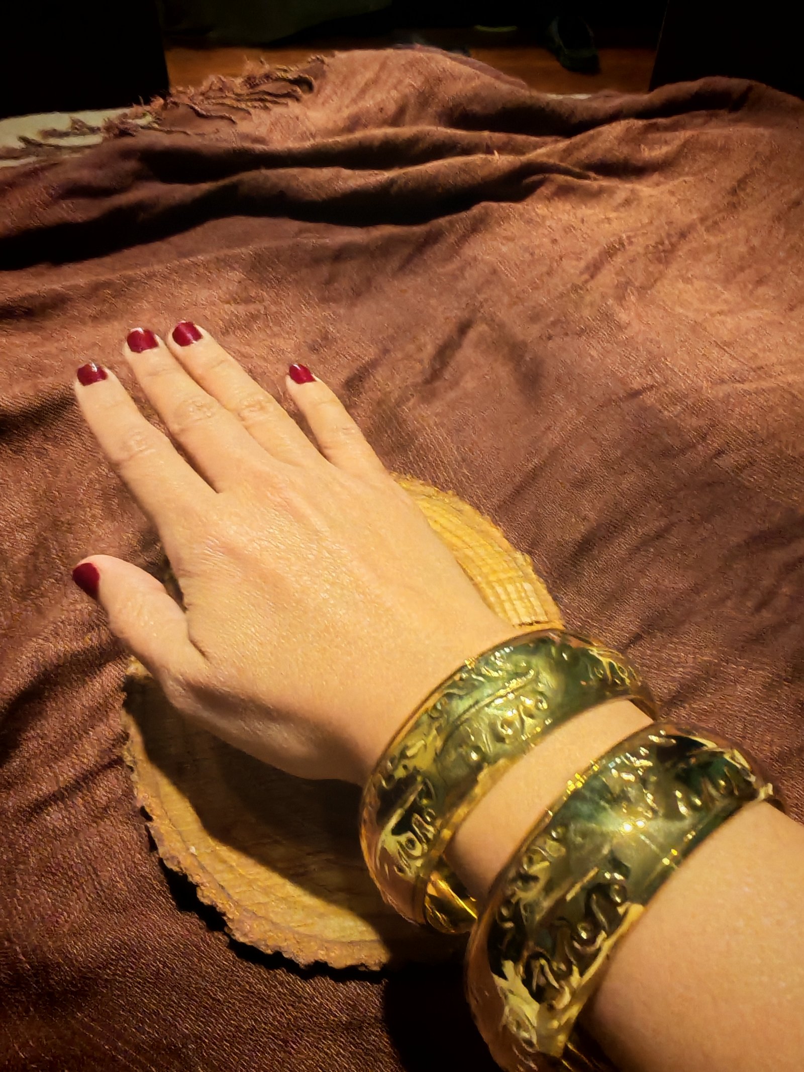 Brass medium to Large bangle - Image 1