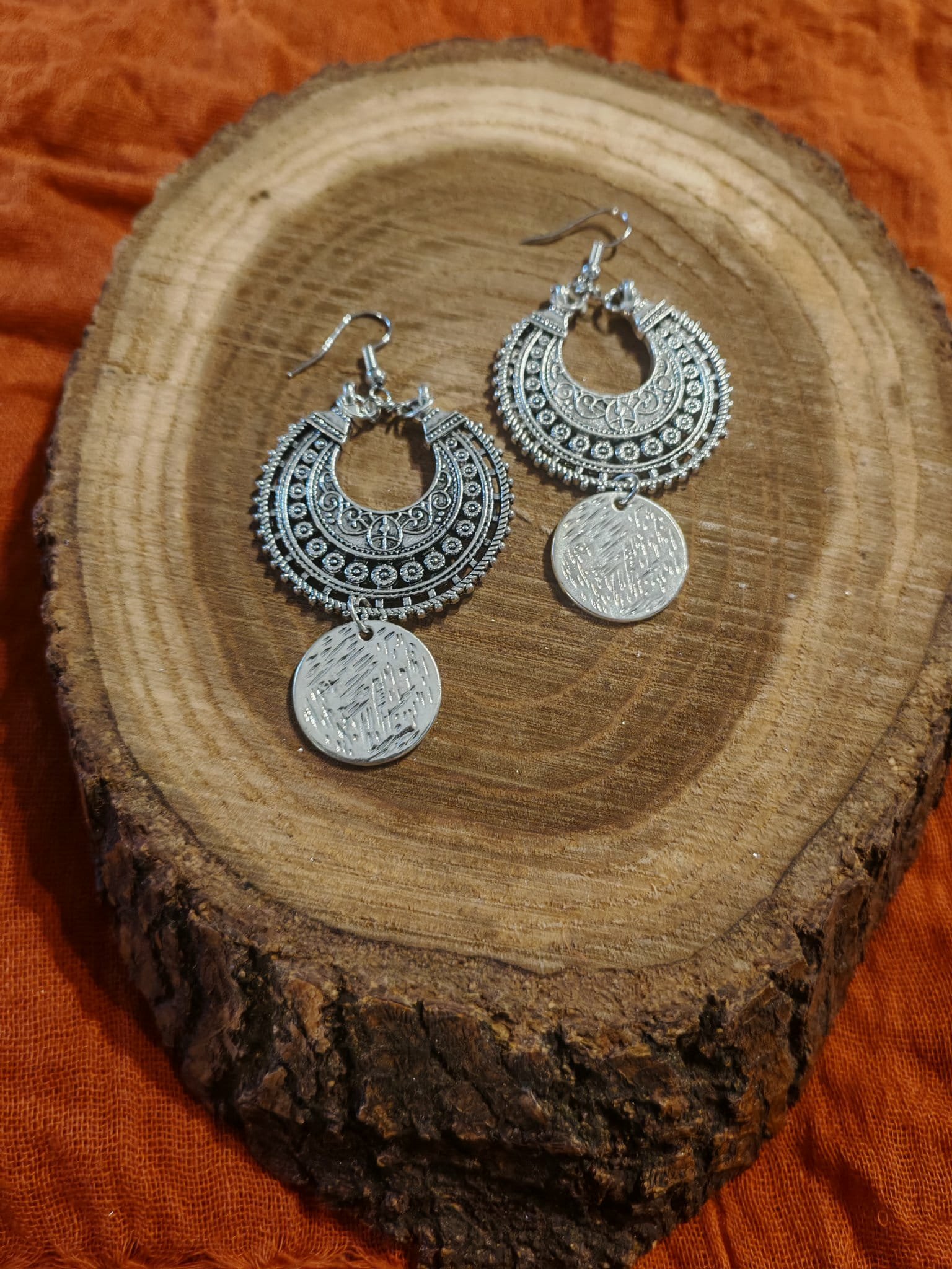 Bohemian style hoop silver color earrings - Image 4