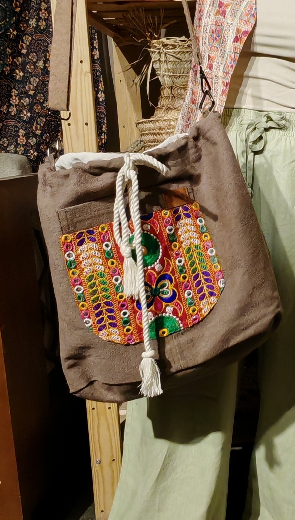 Brown sinawy bag - Image 1