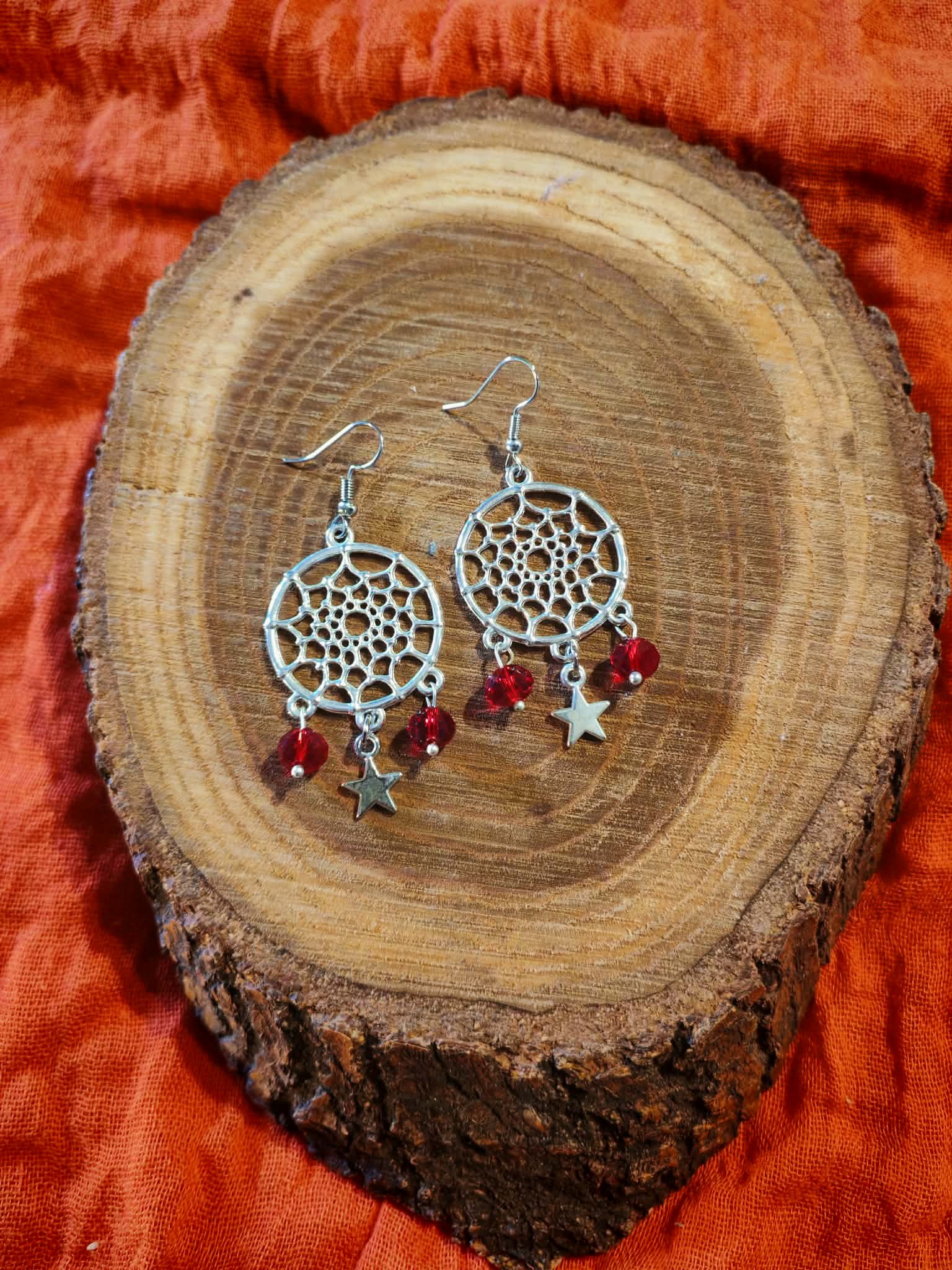 Dream catcher Christmas earrings with red crystals - Image 1