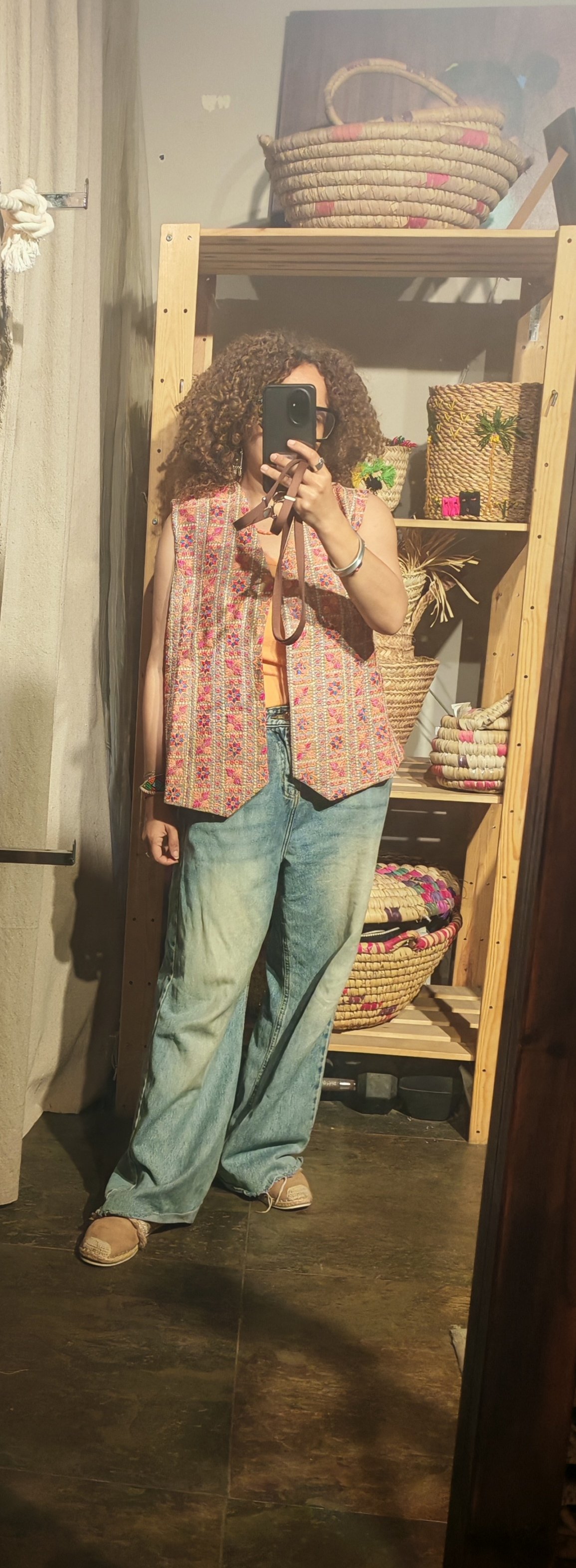 Linen sleeveless sirma vest - Image 17