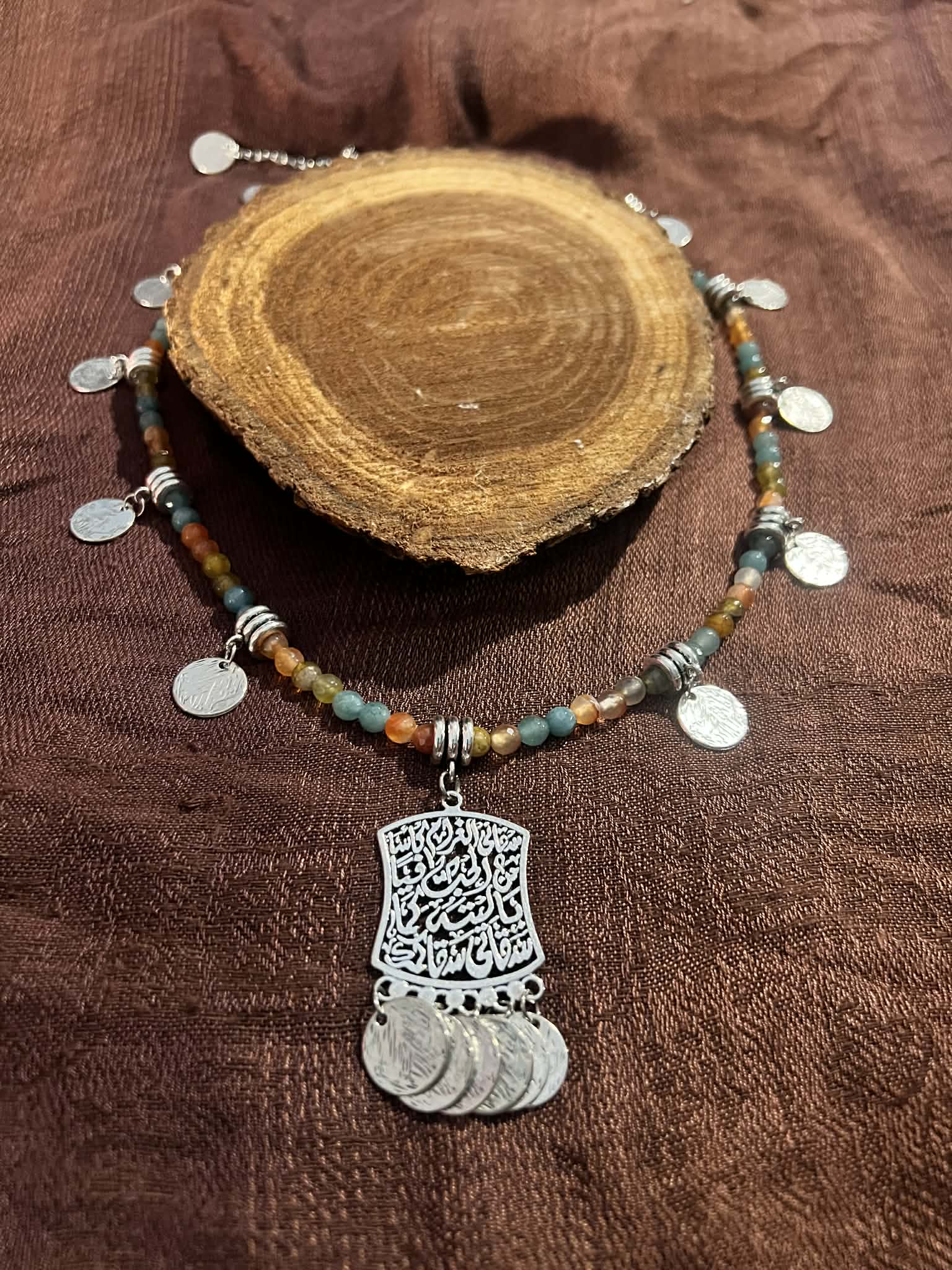 Multi color beads necklace with silver color pendants - Image 3