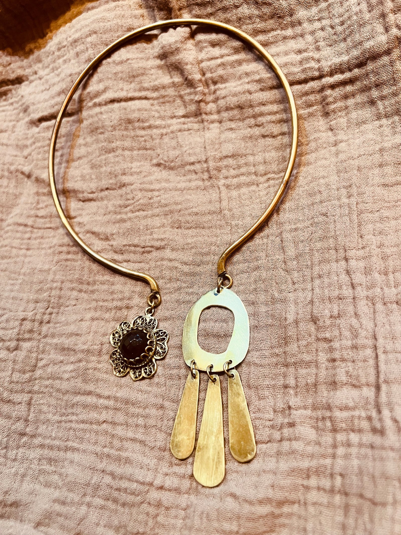 Open brass choker - Image 2