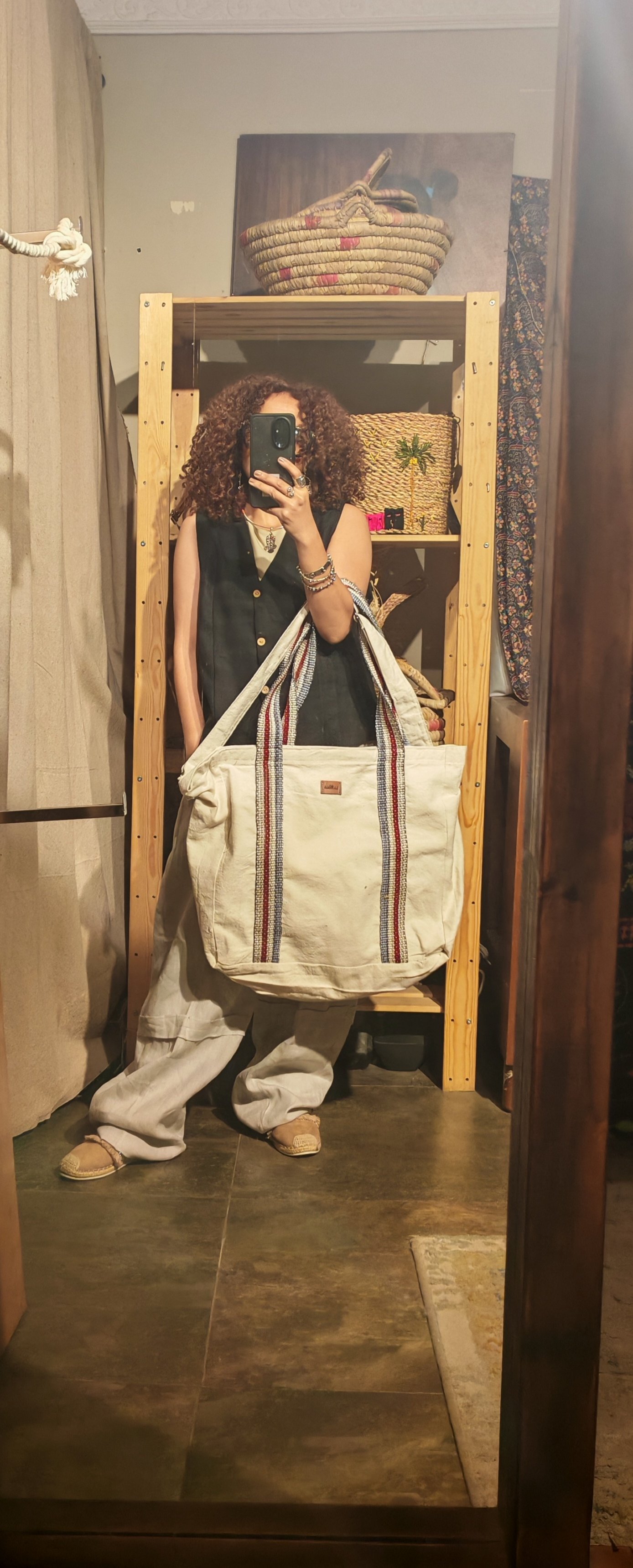 Extra large off white bag - Image 2