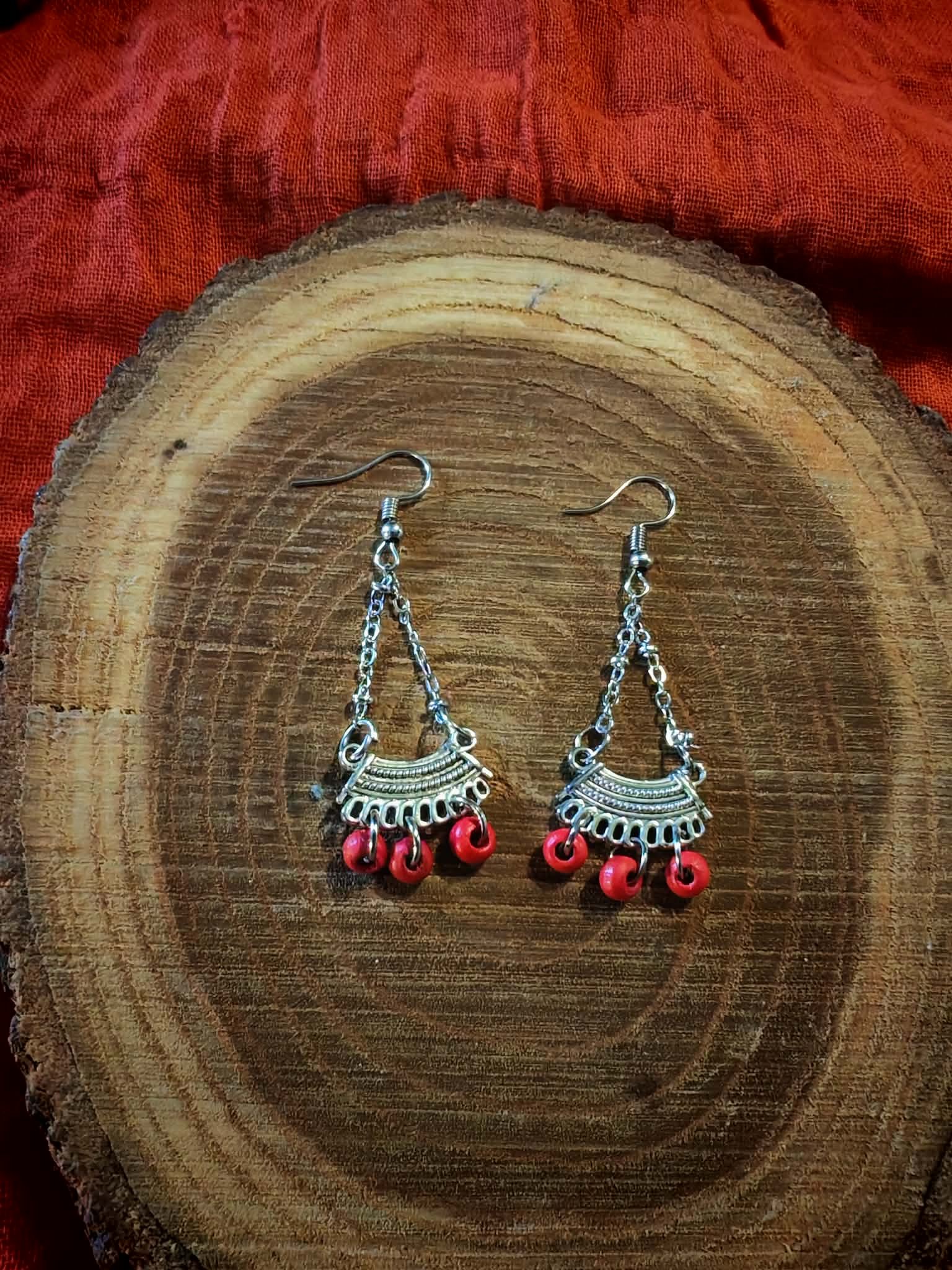 Dangling earrings - Image 1
