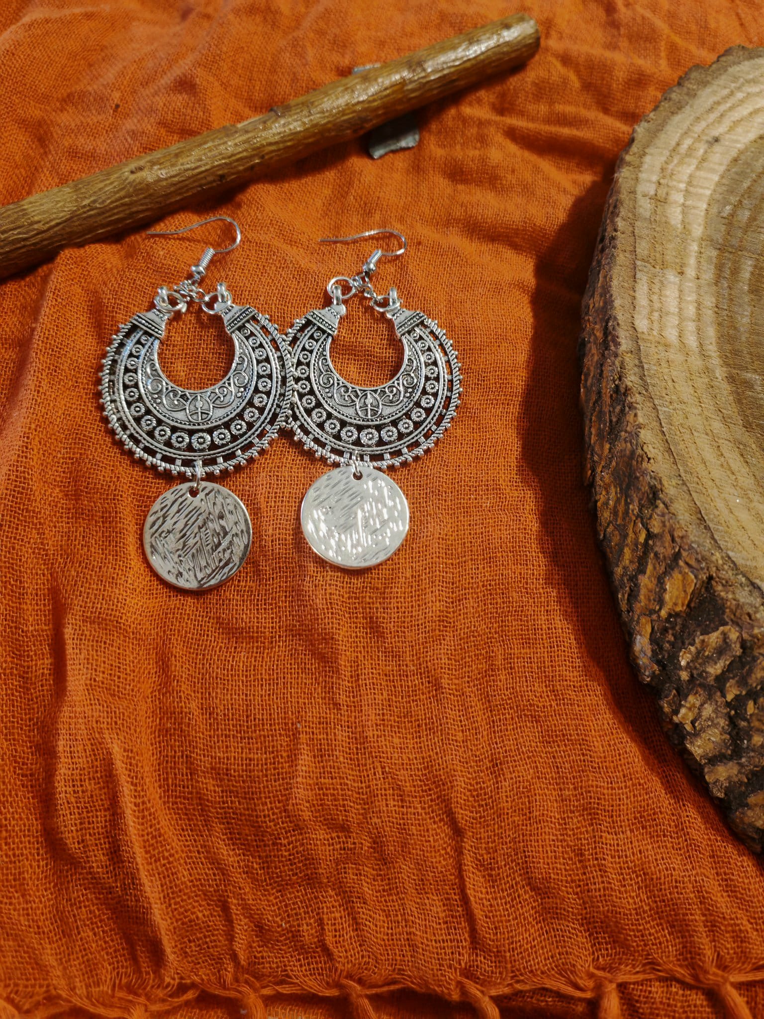 Bohemian style hoop silver color earrings - Image 3