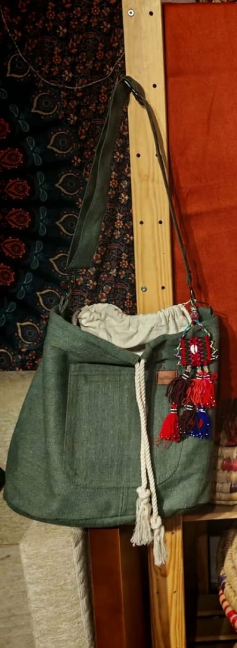 Heavy duty medium sized olive bag - Image 8