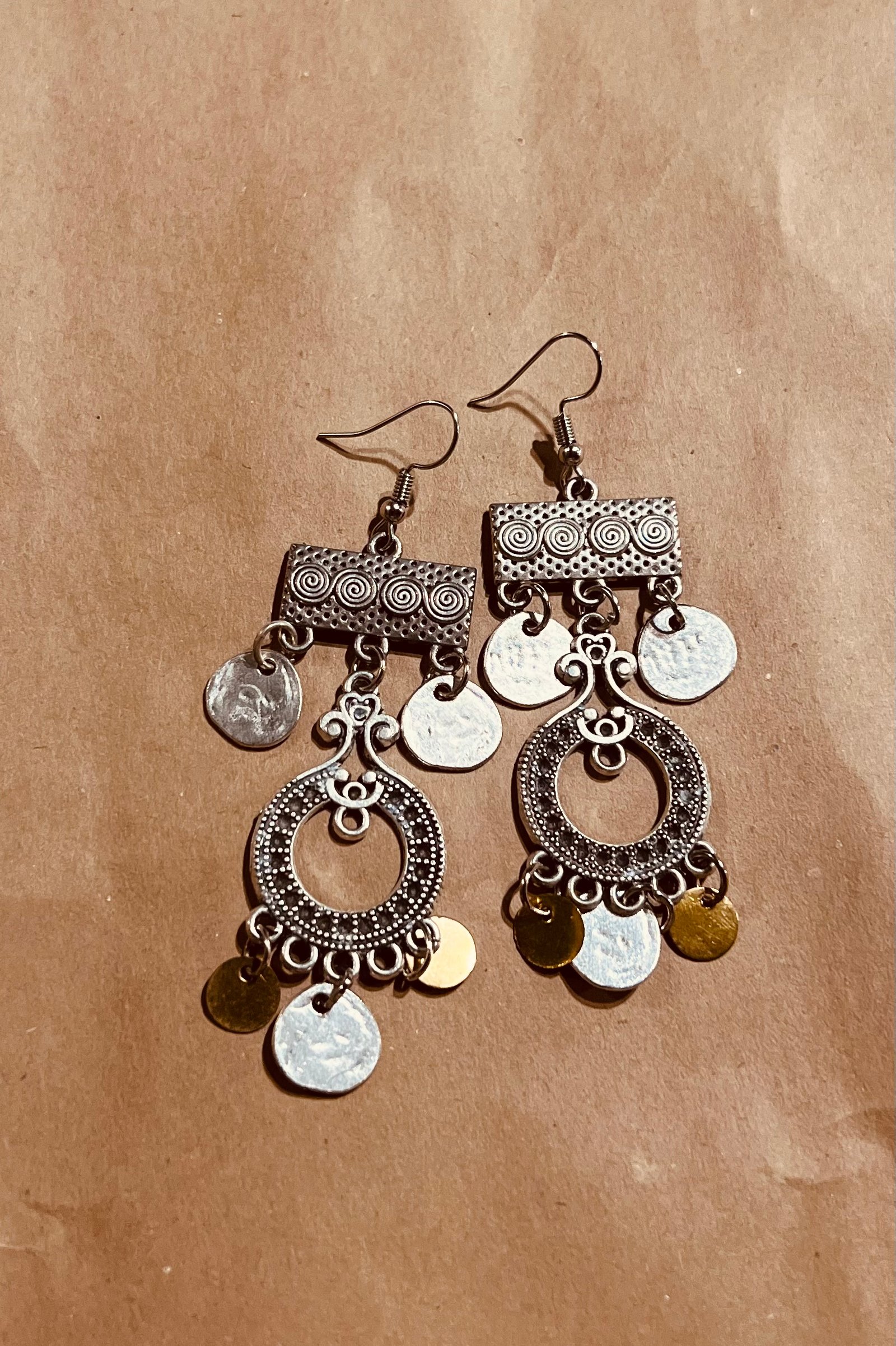 Metal earrings bohemian style with brass circles - Image 4