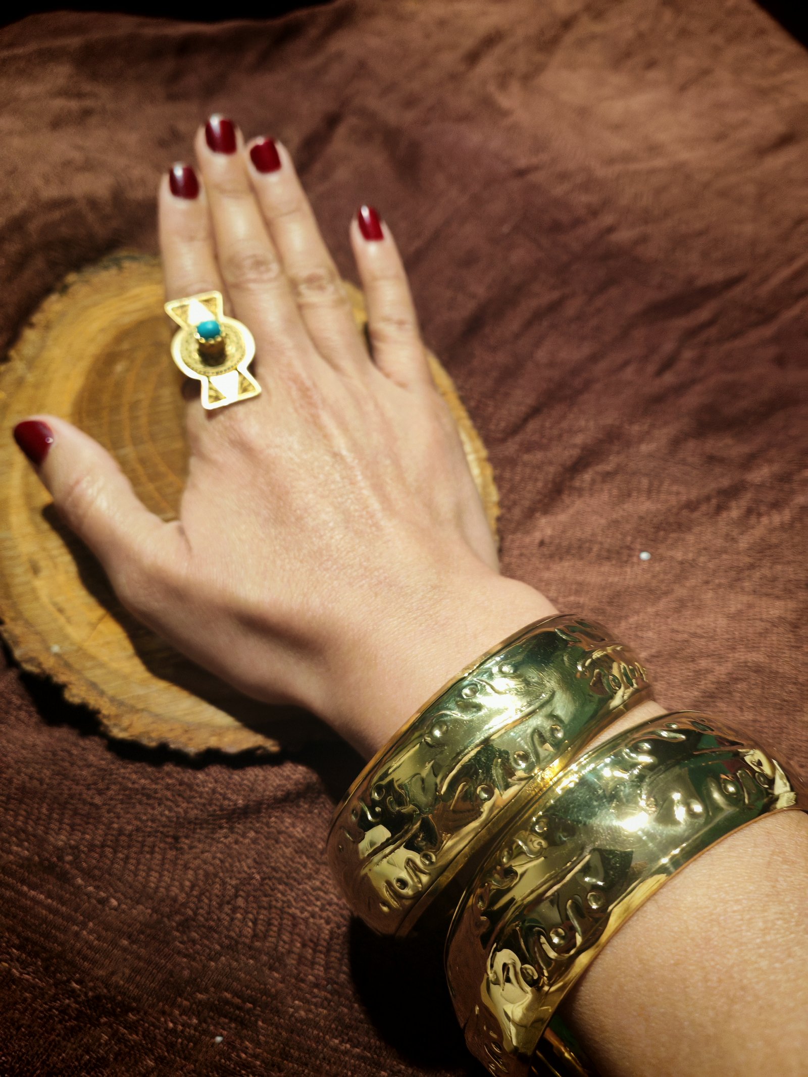 Brass medium to Large bangle - Image 2