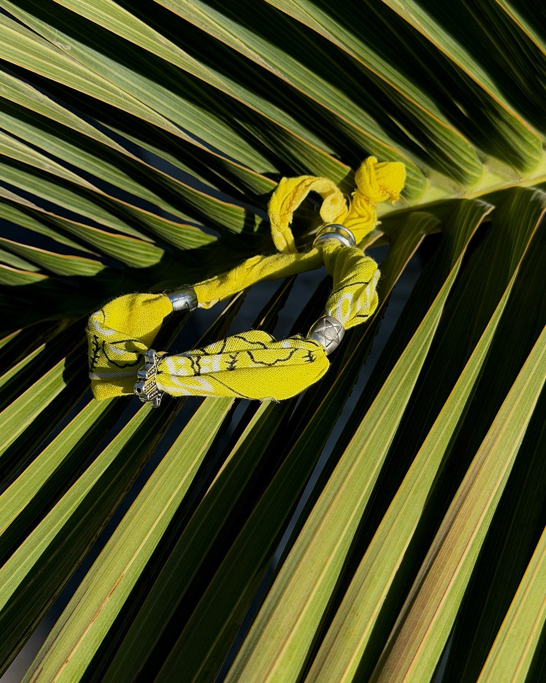 Bracelet in Lime Green - صورة 2