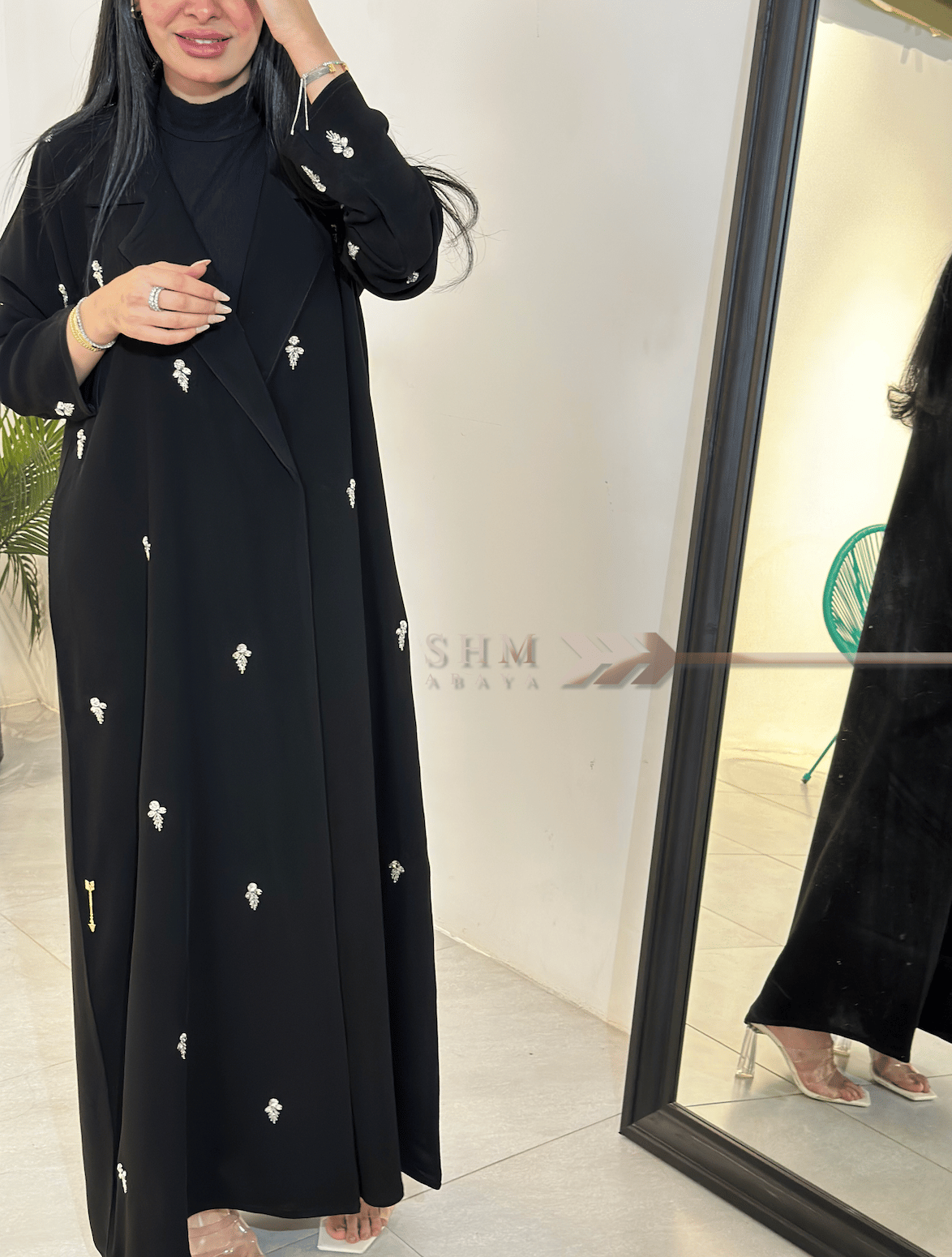 عباية بكريستال متناثر  - صورة 2