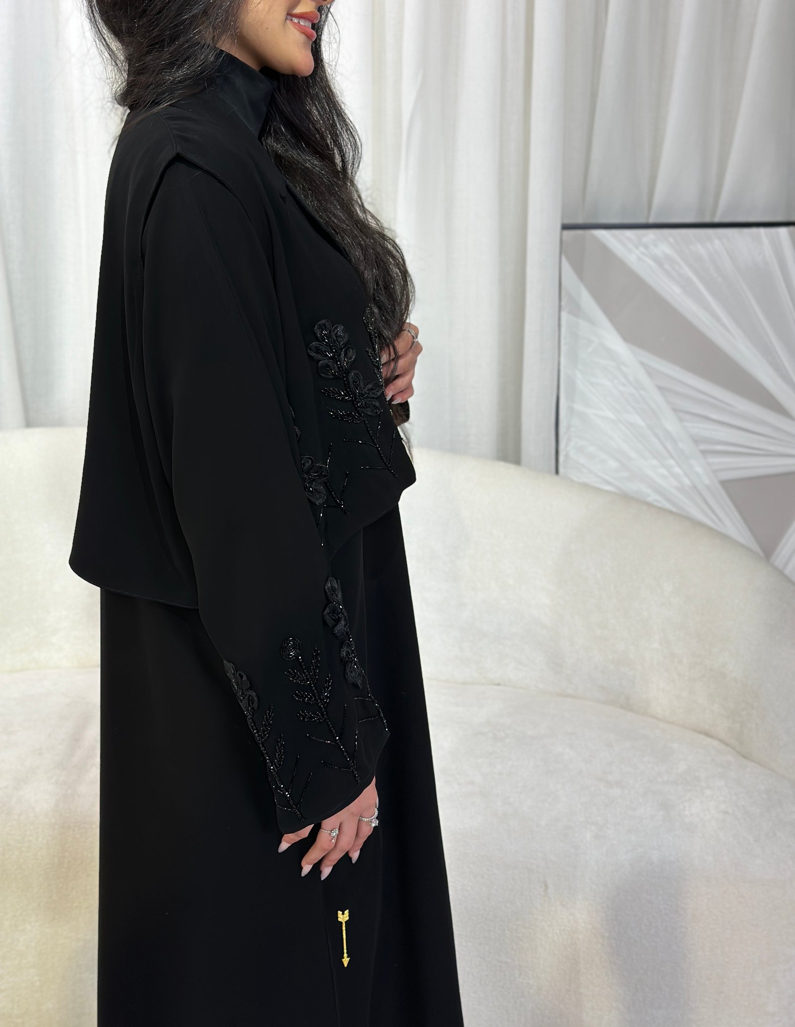 409# عباية تطريز قطعتين - صورة 3