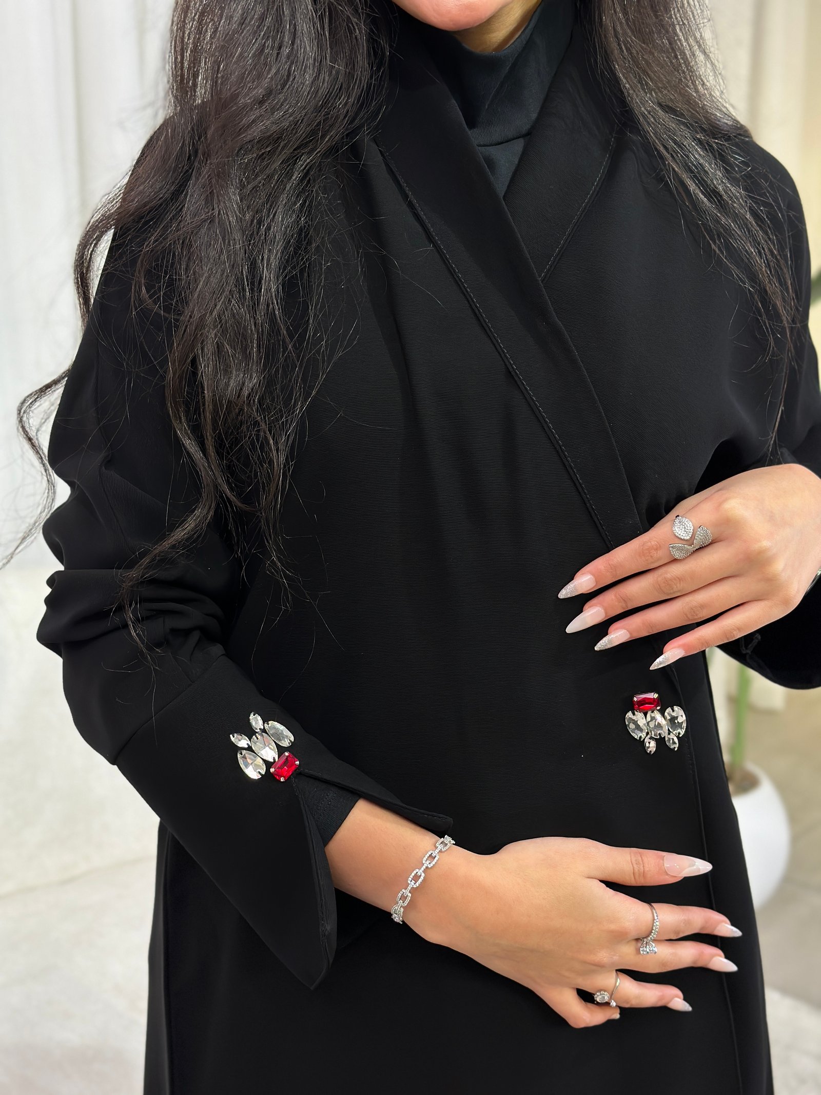 402# عباية كريستال احمر - صورة 4
