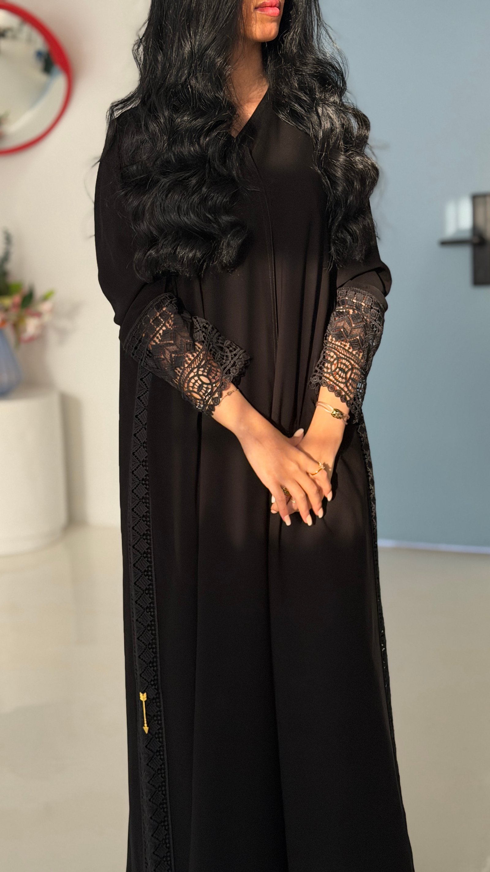 801# عباية سوداء مع كم جاكار - صورة 5