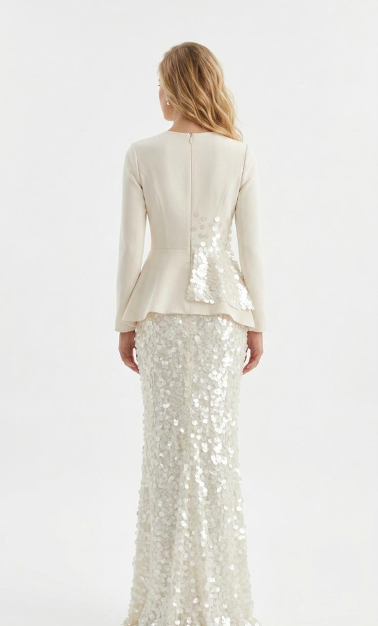 LAC 26y2522  off white - صورة 2