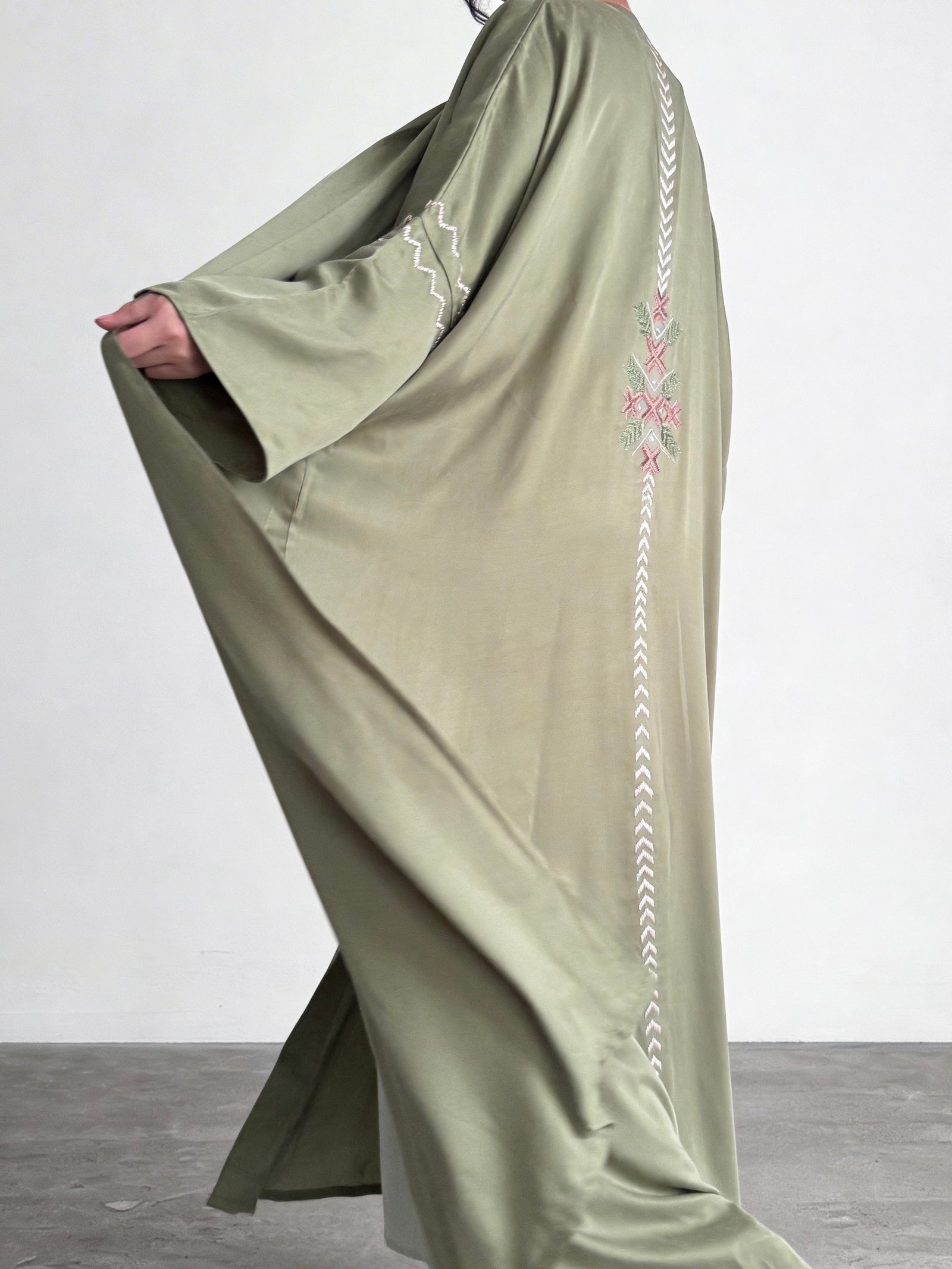 Abaya Set - Image 3