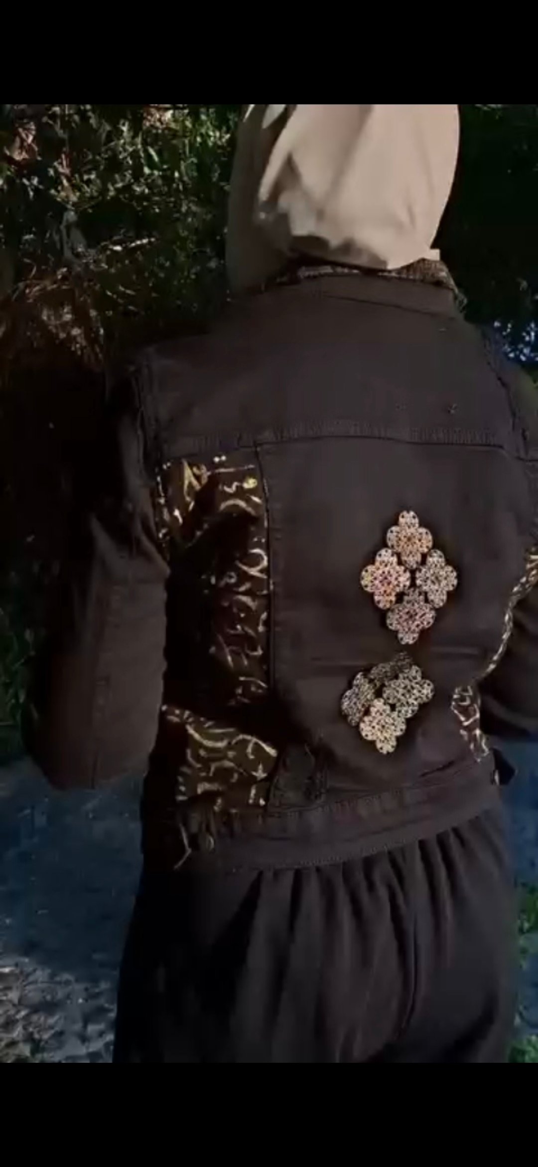 Gold Calligraphy Denim jacket (ReLoved) - Image 7