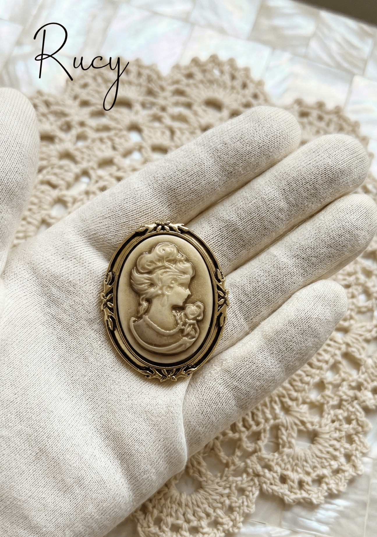 Beige Cameo - Image 2