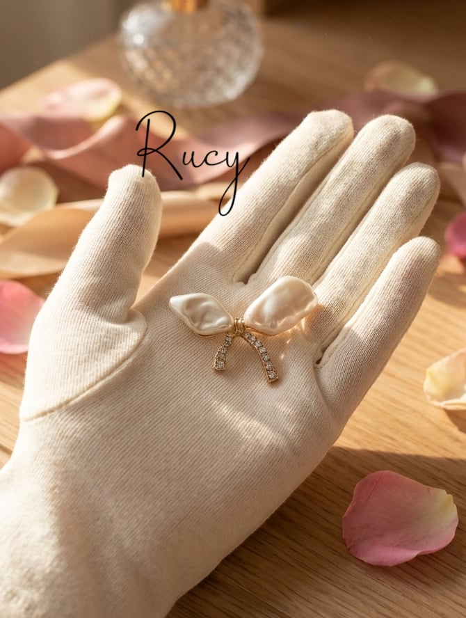 Tiny Bow - Image 2