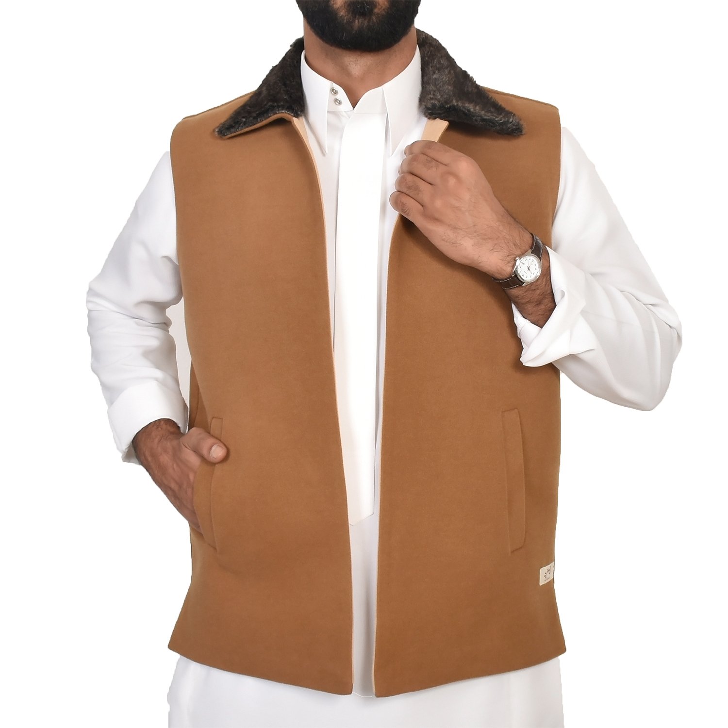 Brown fur - صورة 2
