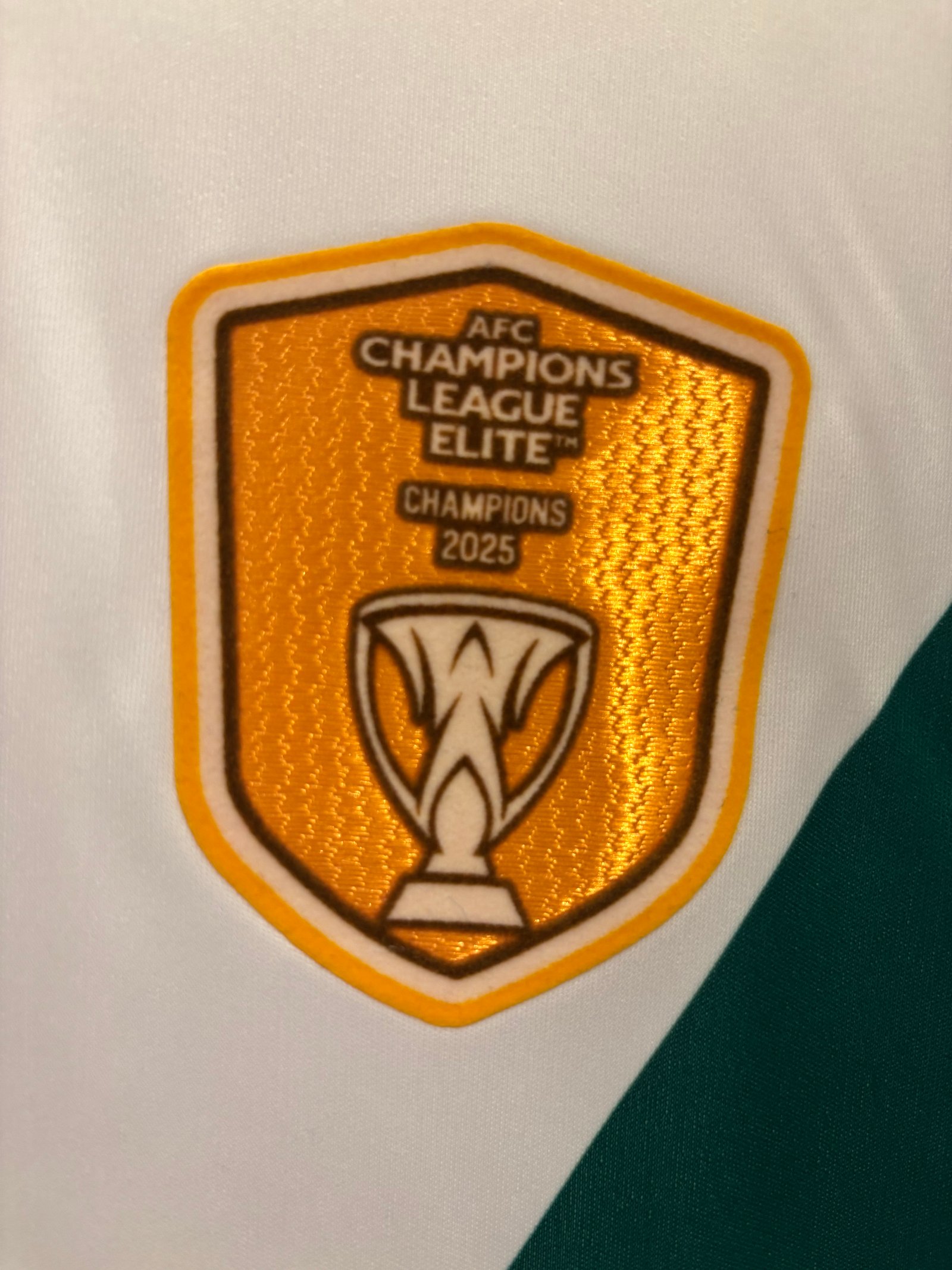 تيشيرت الاهلي الابيض بشعار النخبة الذهبي - صورة 8