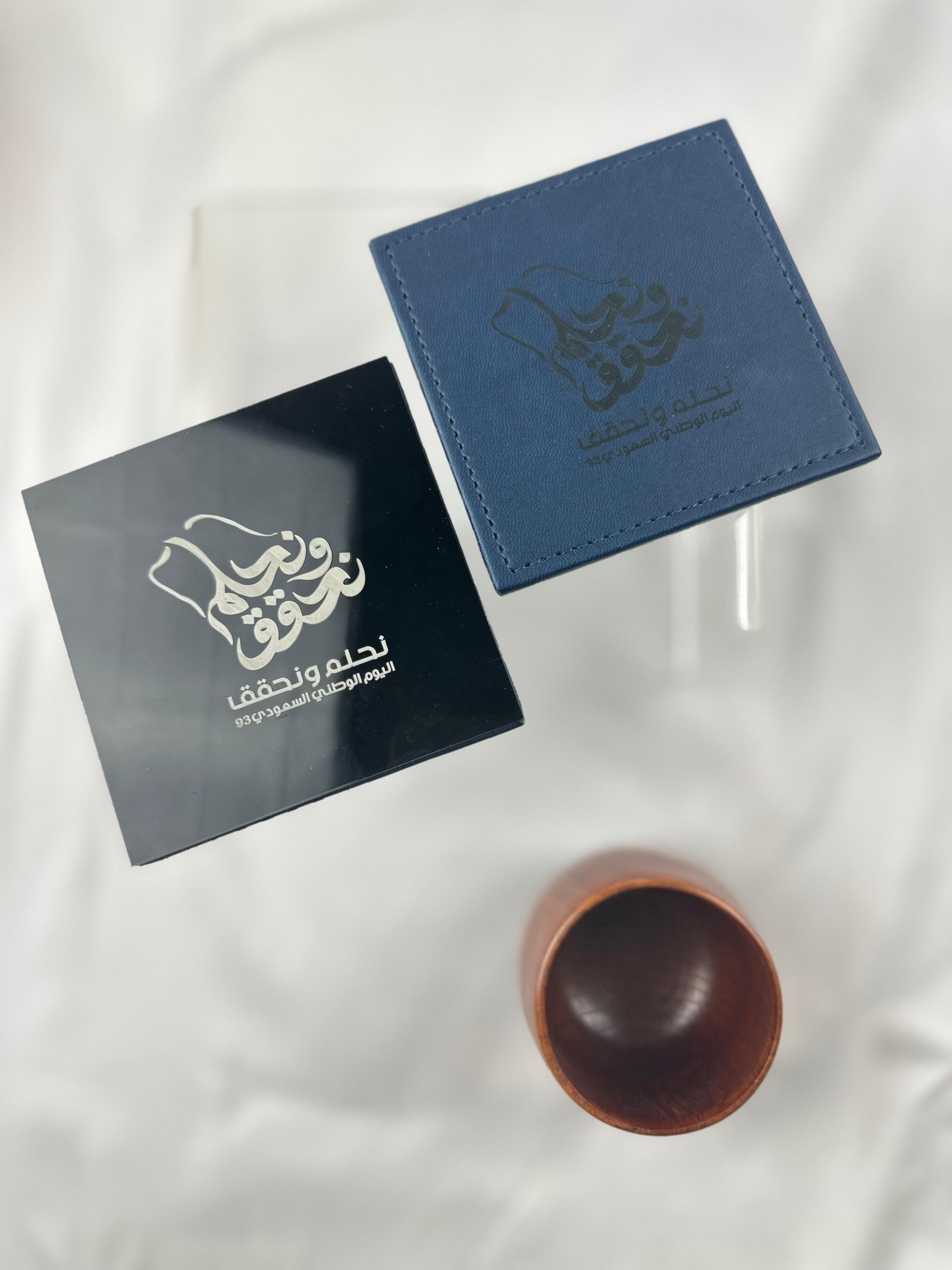 علبة أكرليك مع غطاء  - صورة 1
