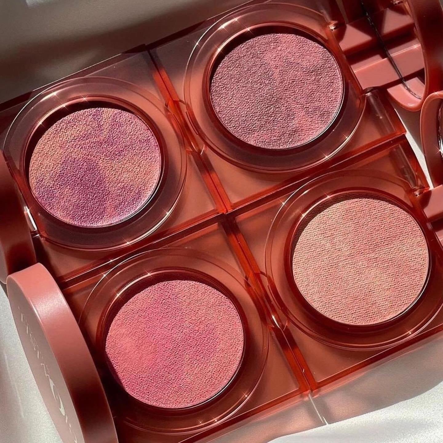 Huda beauty GloWish Cheeky Vegan Blush Powder charming cherry - Image 5