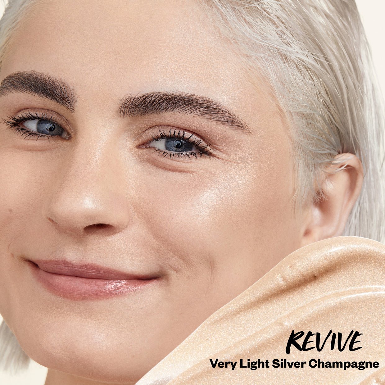 Kosas Glow I.V. Vitamin-Infused Skin Illuminating Enhancer - Image 2