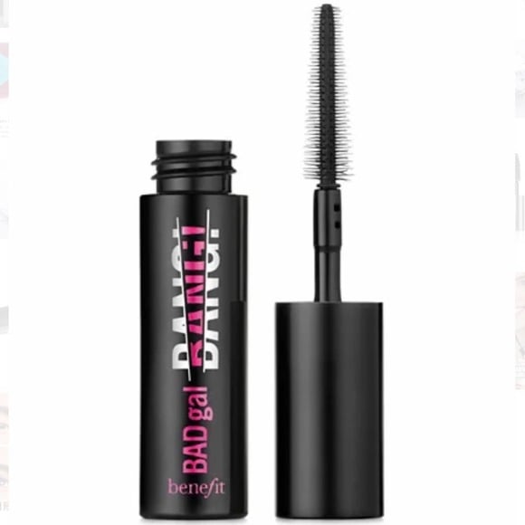 Benefit Cosmetics BADgal BANG! Volumizing Mascara - Image 2