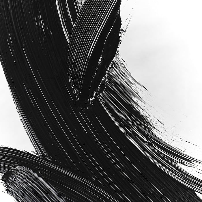 Fenty Beauty by Rihanna Hella Thicc Volumizing Mascara - Image 4