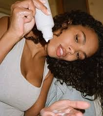 Rhode glazing milk The Essential Prep Layer - صورة 9