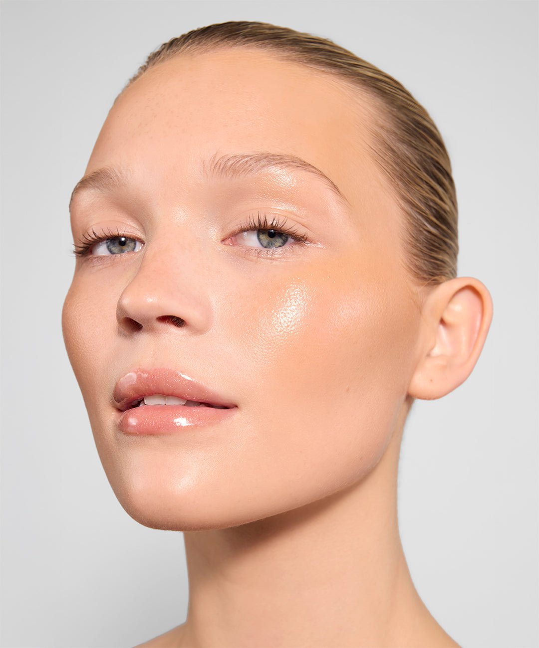 Refy Gloss Highlighter - Image 4