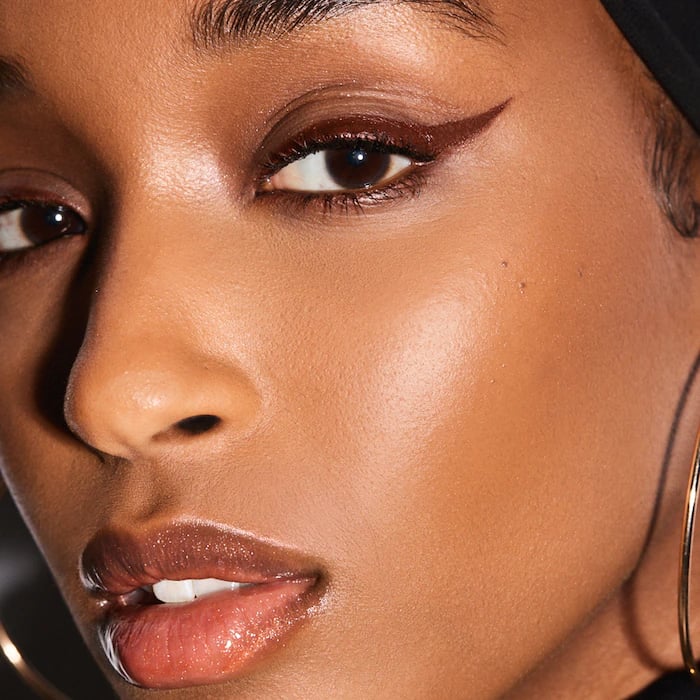 Fenty Beauty by Rihanna Flyliner Longwear Liquid Eyeliner  In Big Truffle - satin chocolate brown - صورة 2