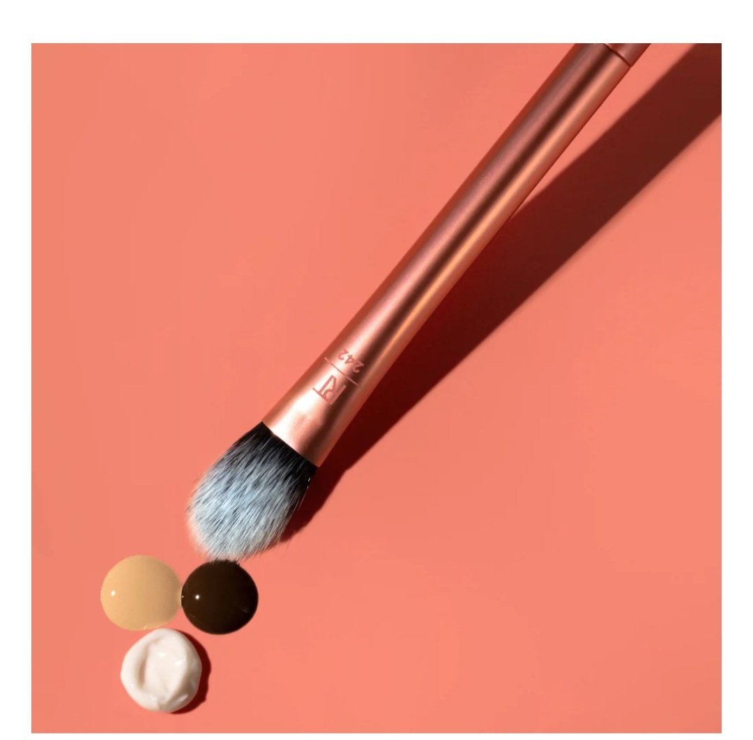 Real technique Brightening Concealer Makeup Brush - Image 5