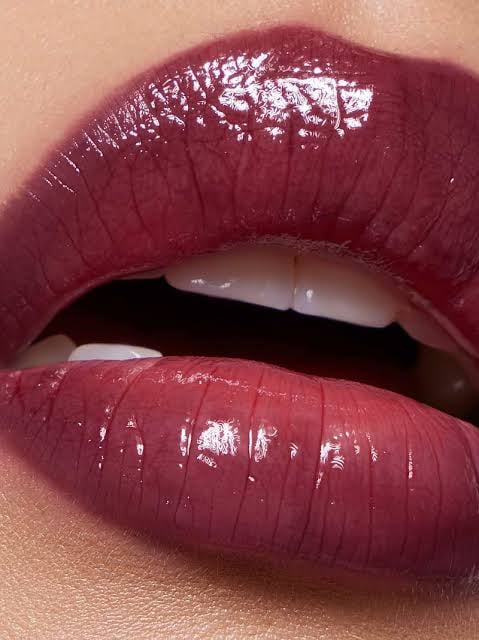 REFY Plum Lip Liner and Gloss Collection - Image 9