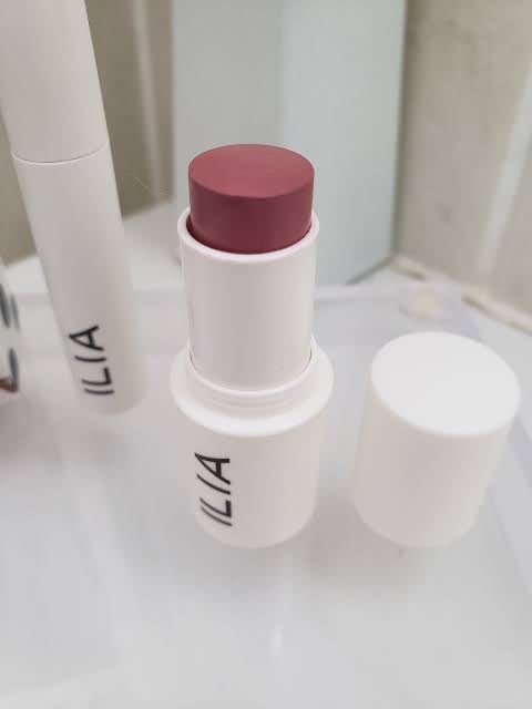 ILIA Ilia Makeup Gift set - Image 4
