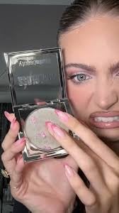 Huda Beauty Icy Nude PH Face Gloss 4ml - صورة 9