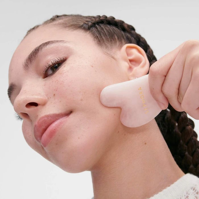 SEPHORA COLLECTION Rose Quartz Gua Sha - صورة 5