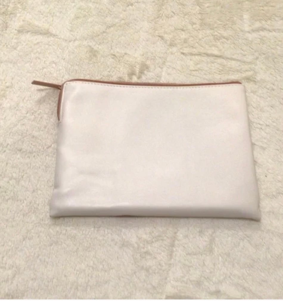 Fenty beauty cosmatics bag - صورة 4