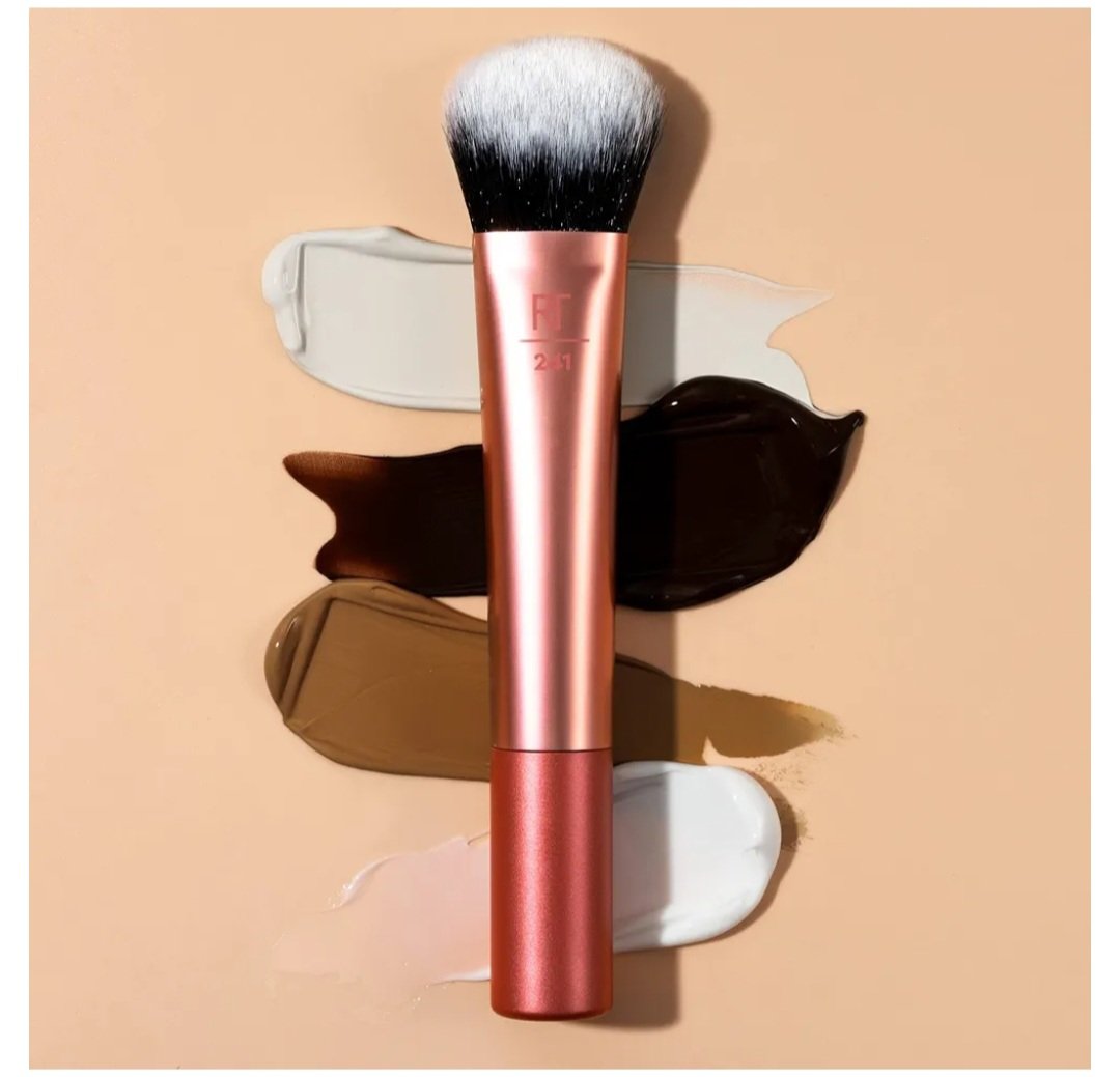 Real techique Seamless Complexion Liquid Makeup Brush - Image 5